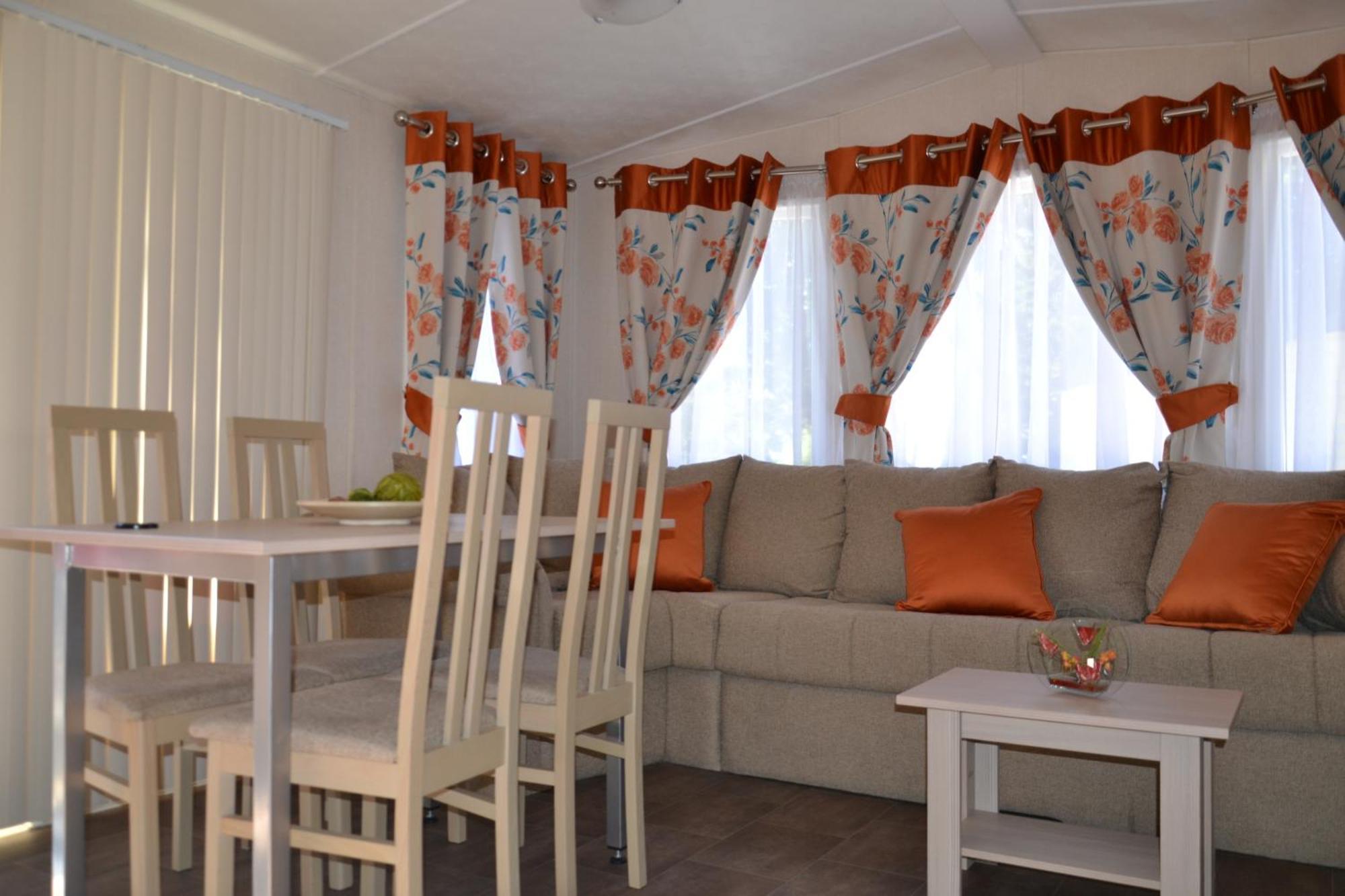 Camping Parc Valrose 라론드레모레 객실 사진