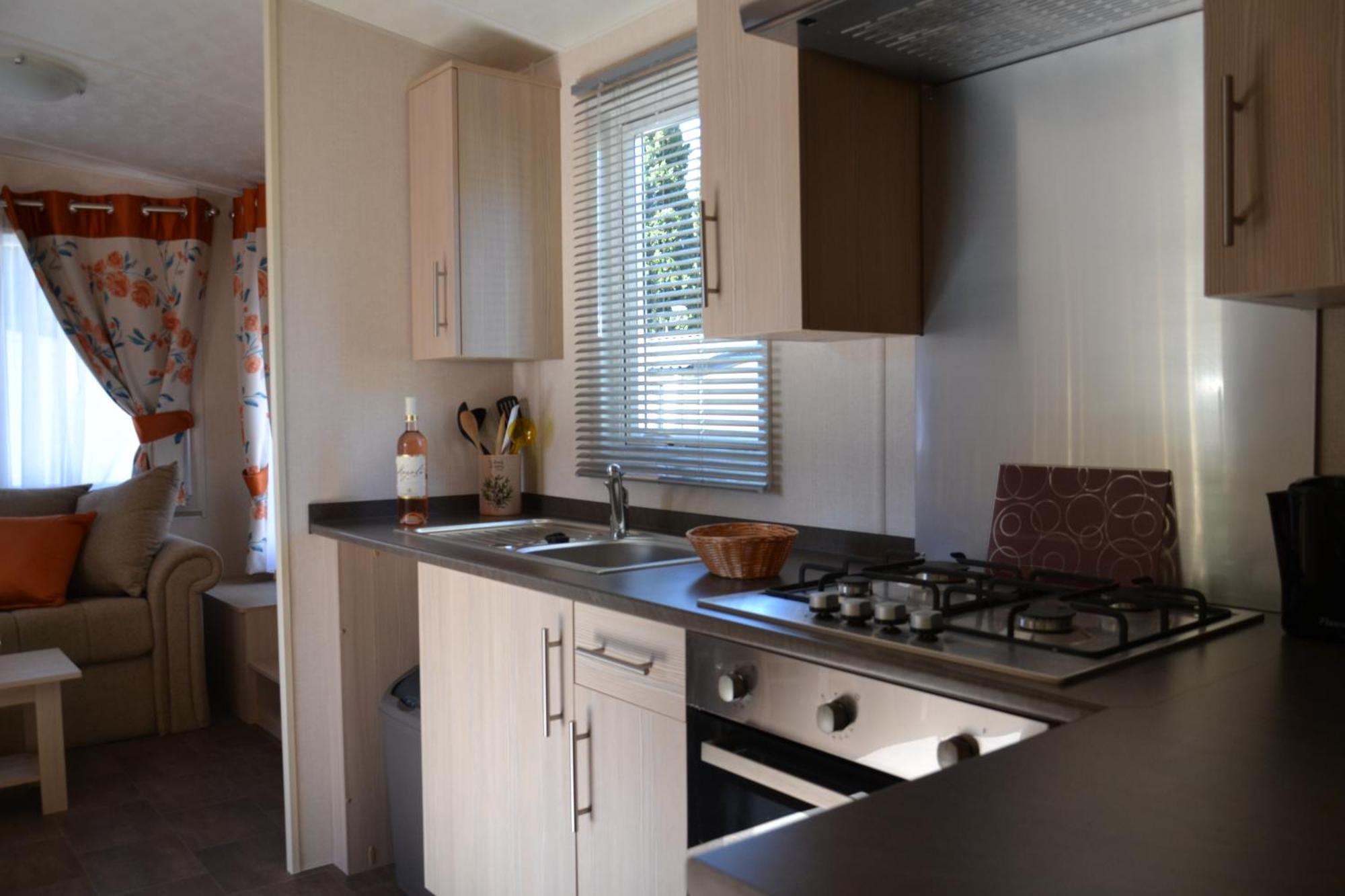 Camping Parc Valrose 라론드레모레 객실 사진