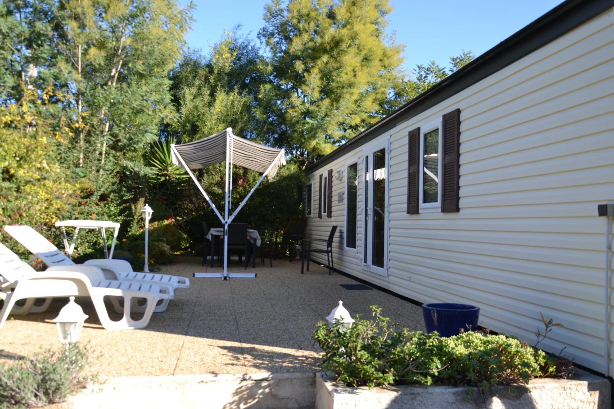 Camping Parc Valrose 라론드레모레 객실 사진