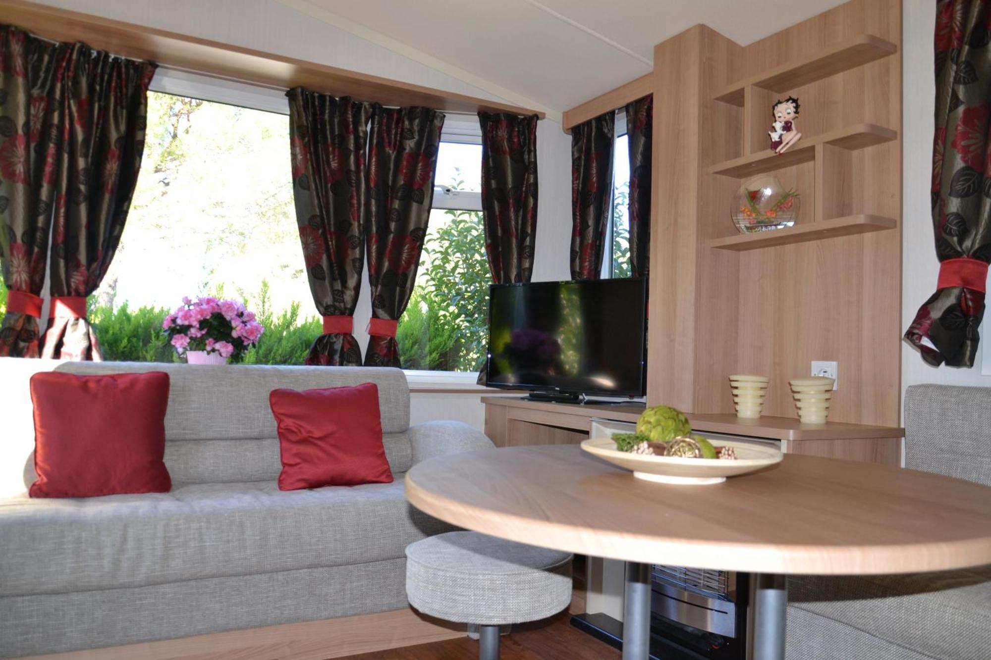 Camping Parc Valrose 라론드레모레 객실 사진