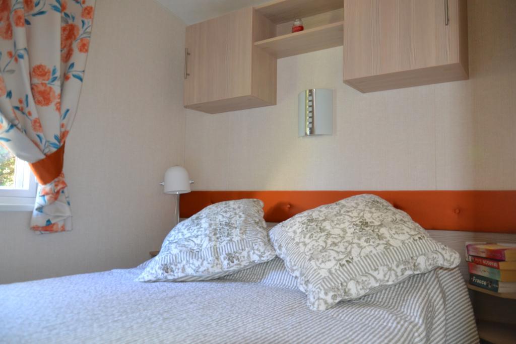 Camping Parc Valrose 라론드레모레 객실 사진
