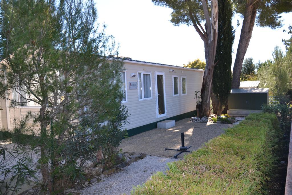 Camping Parc Valrose 라론드레모레 외부 사진
